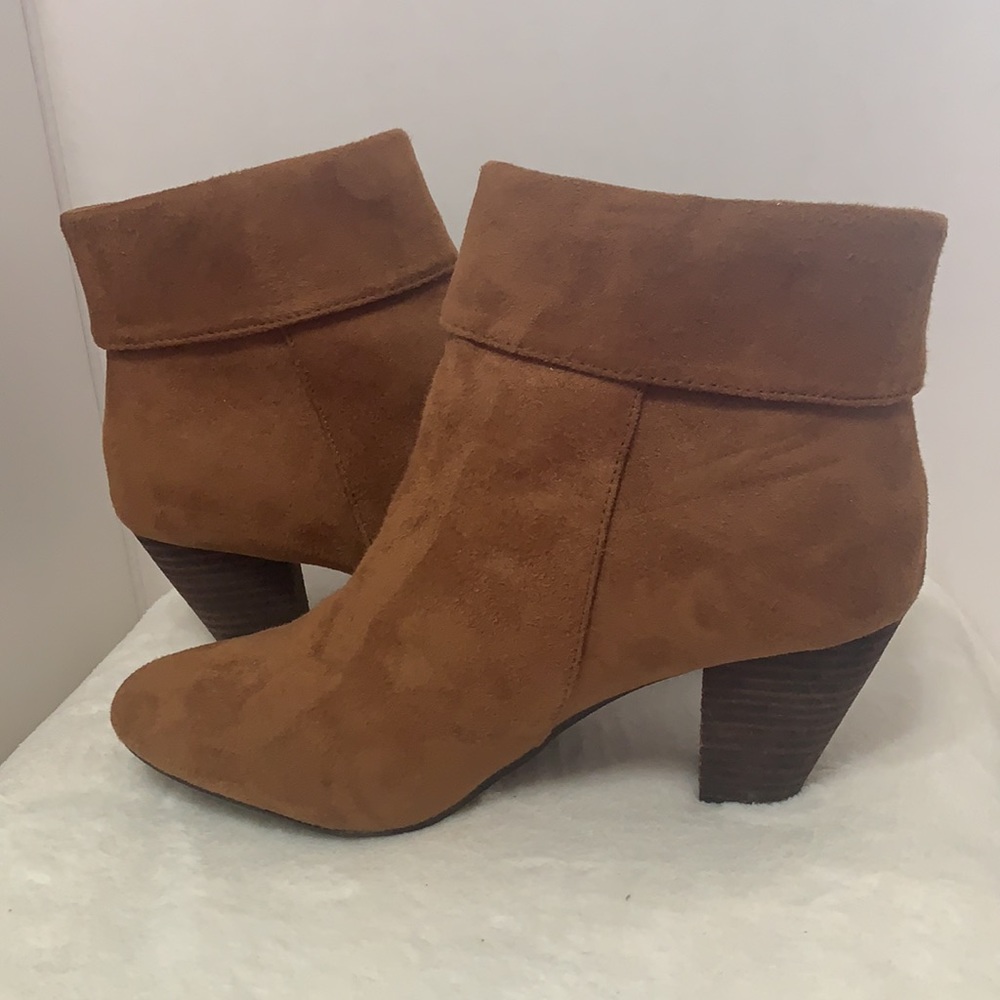 REPORT Mariah Ankle Boots Sz 8.5